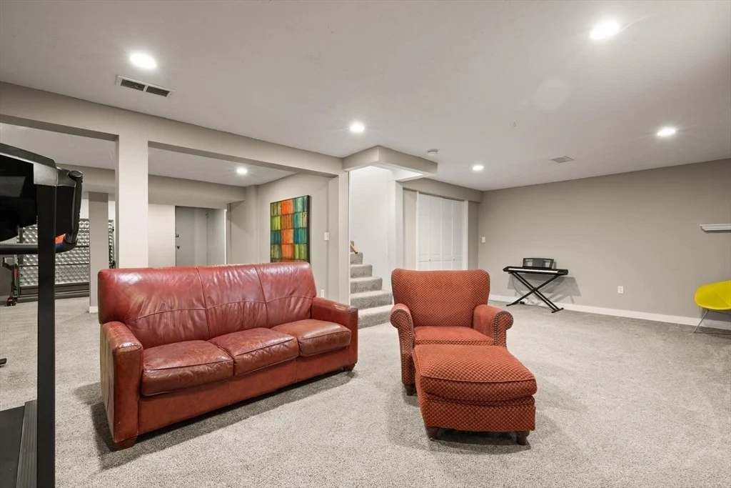 Photo of 14 Mallard Dr