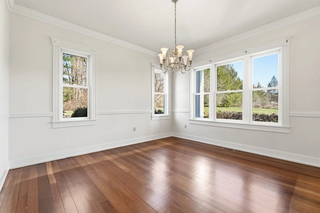 Photo of 365 Middle St