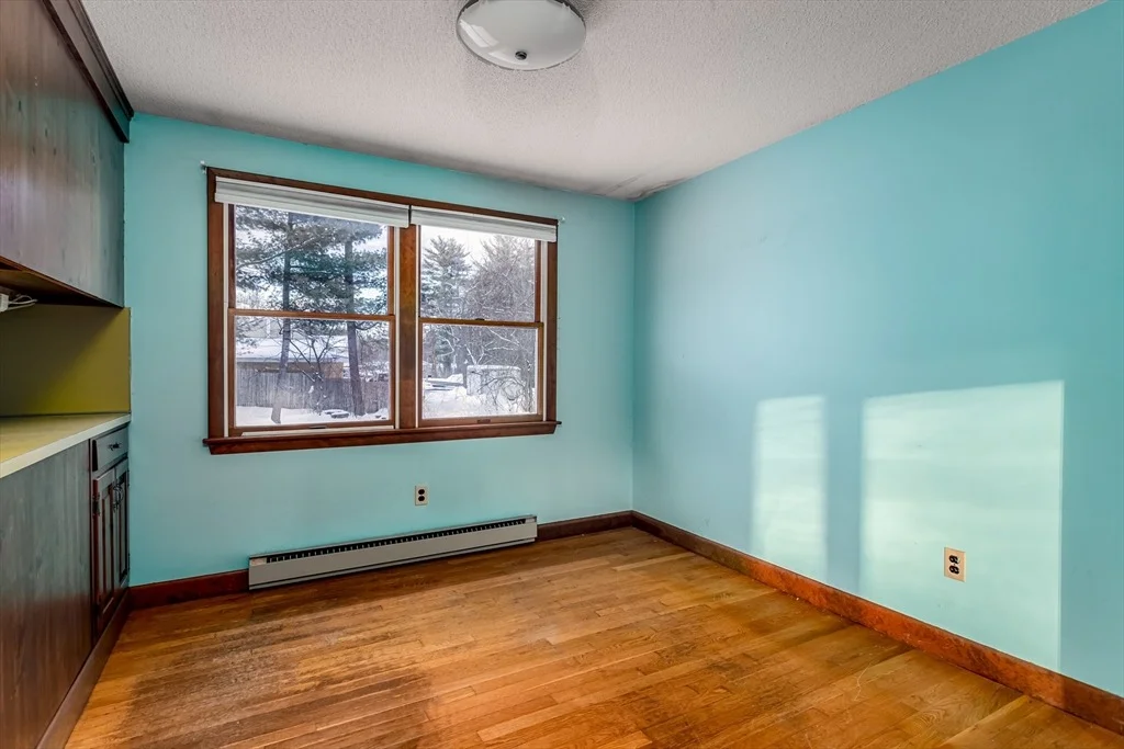 Photo of 10 Jonathan Dr