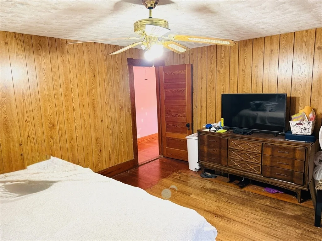 Photo of 27 Warwick Ave