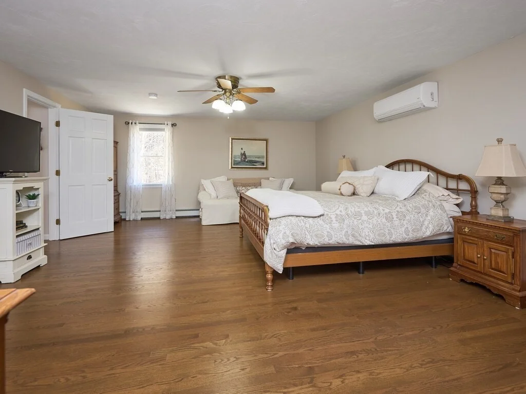 Photo of 320 Moon Hill Rd