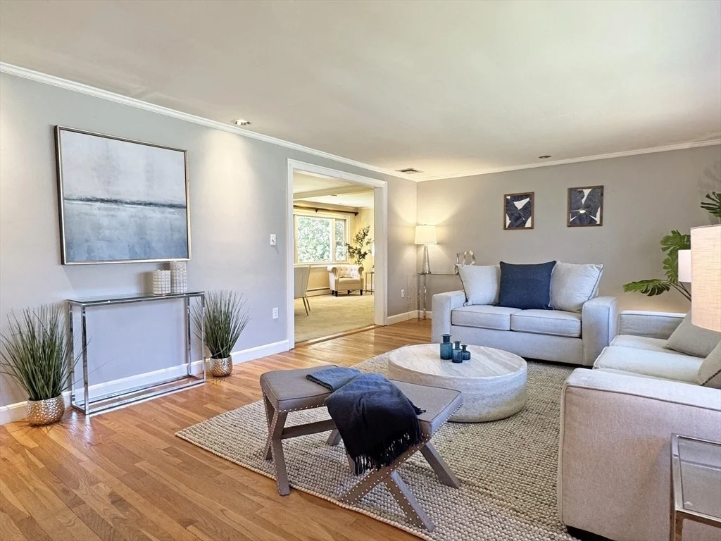 Photo of 43 Sherburn Cir