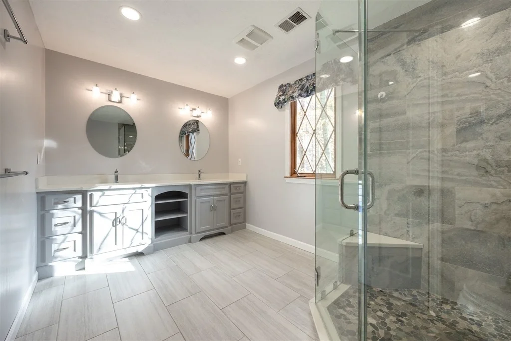 Photo of 16 Oak Tree Drive