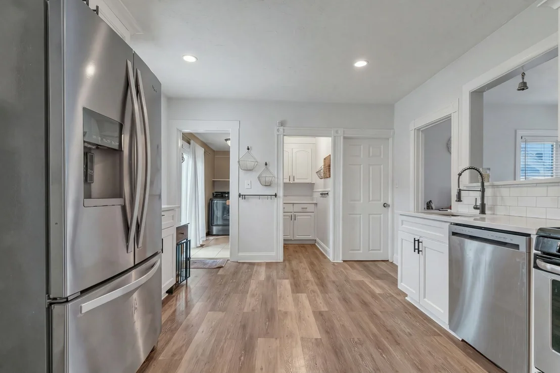 Photo of 25 Fuller Pl