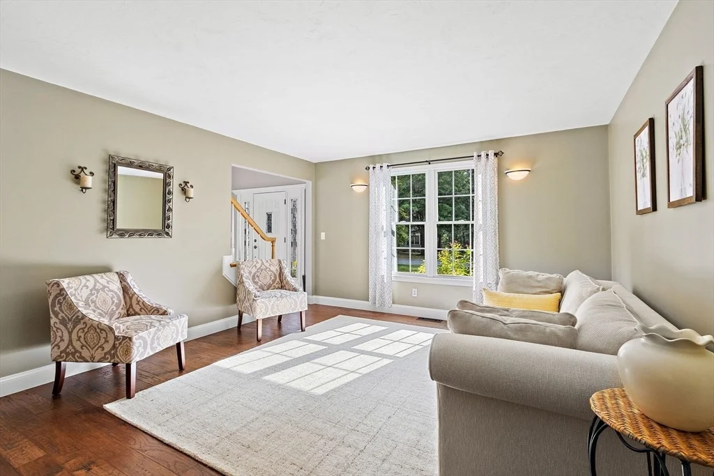 Photo of 9 Douglas Dr