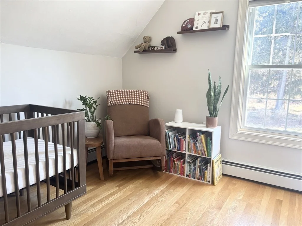 Photo of 9 Ray Ave
