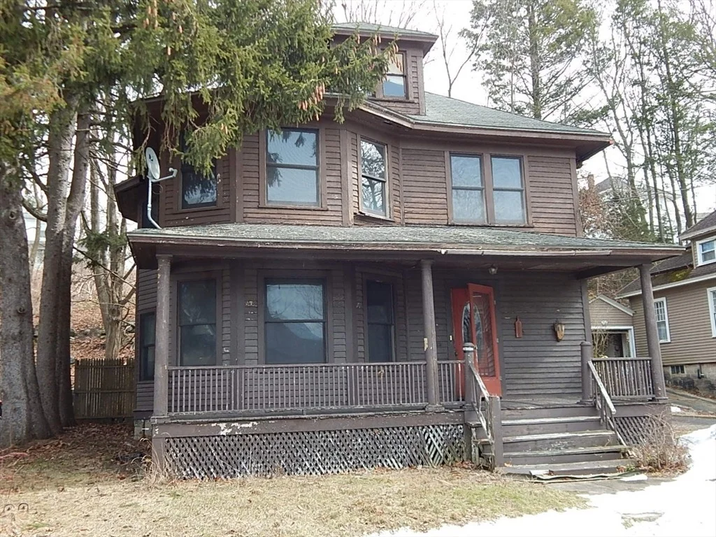 Photo of 82 Beacon St.