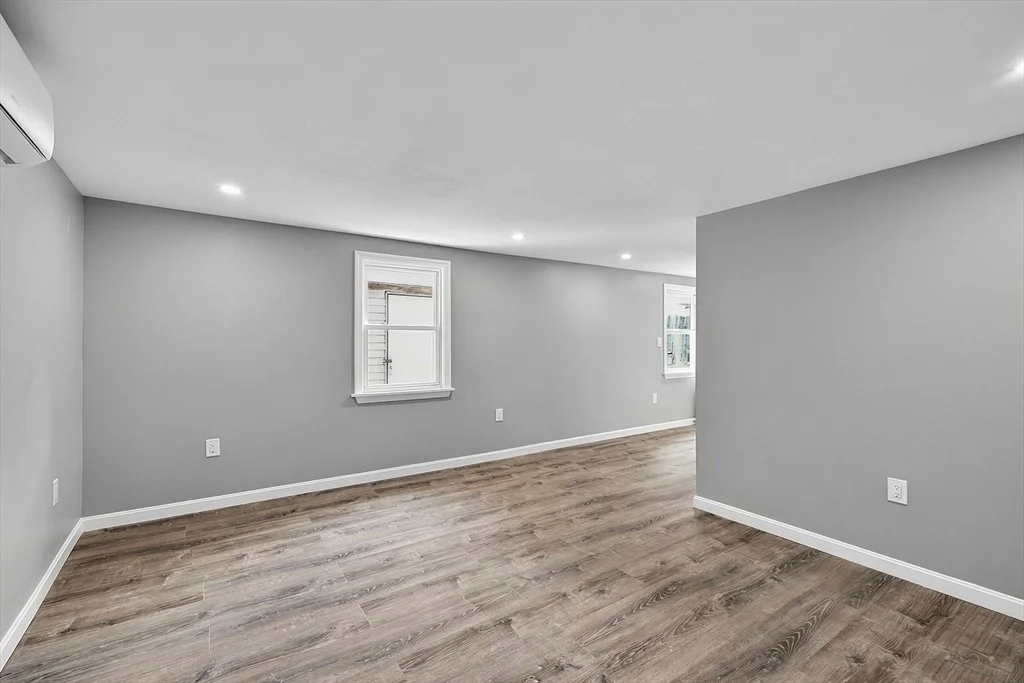 Photo of 24 Emerson St