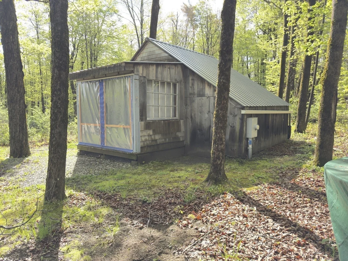 Photo of 1069 West Road