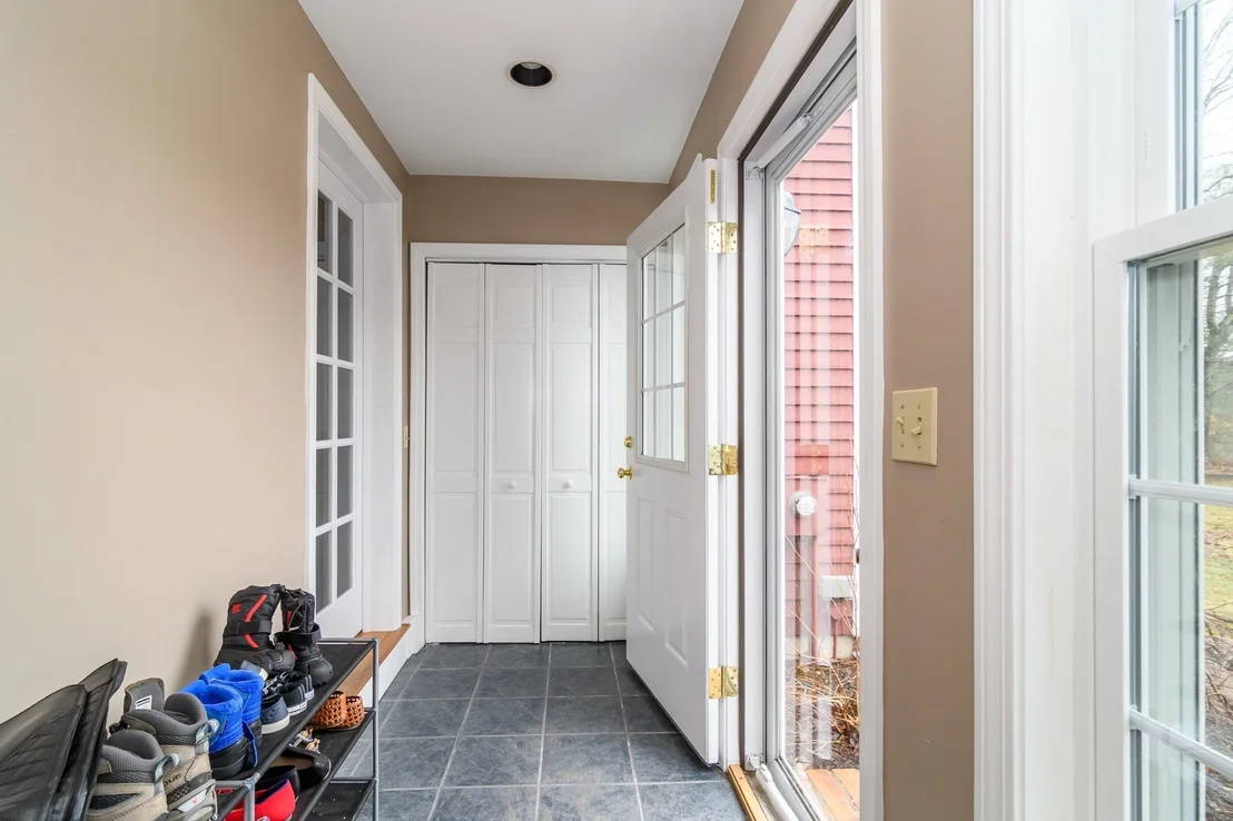 Photo of 2 Sawmill Cir