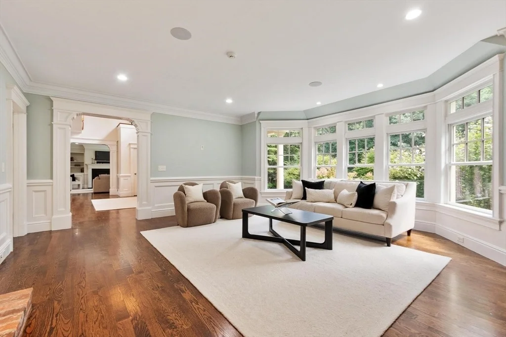 Photo of 64 Tanglewood Way