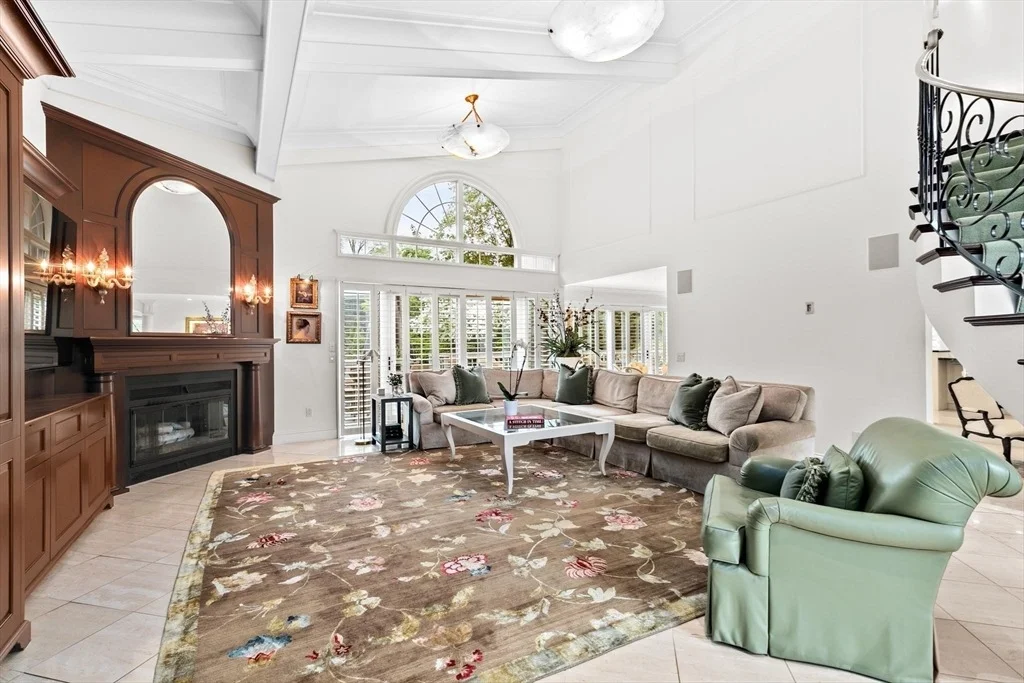 Photo of 25 Laurus Ln