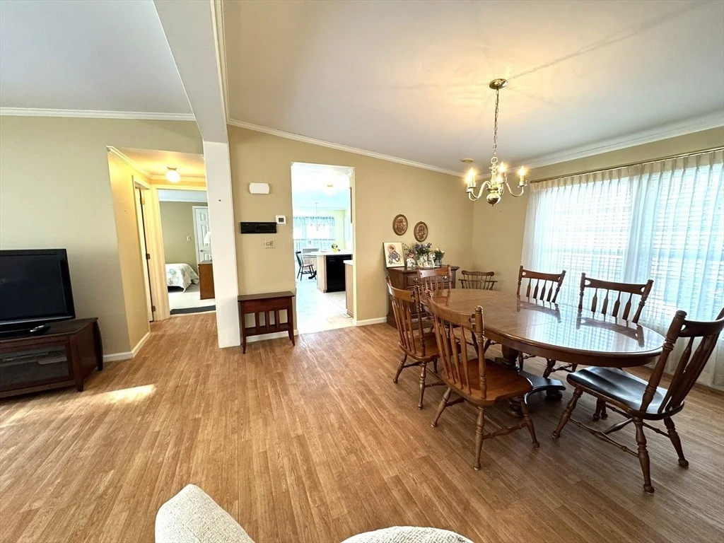Photo of 6 Edgewood Drive