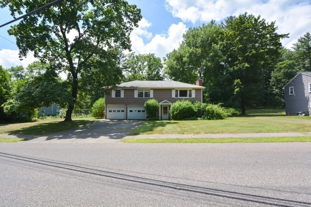 Photo of 12 Lanewood Avenue