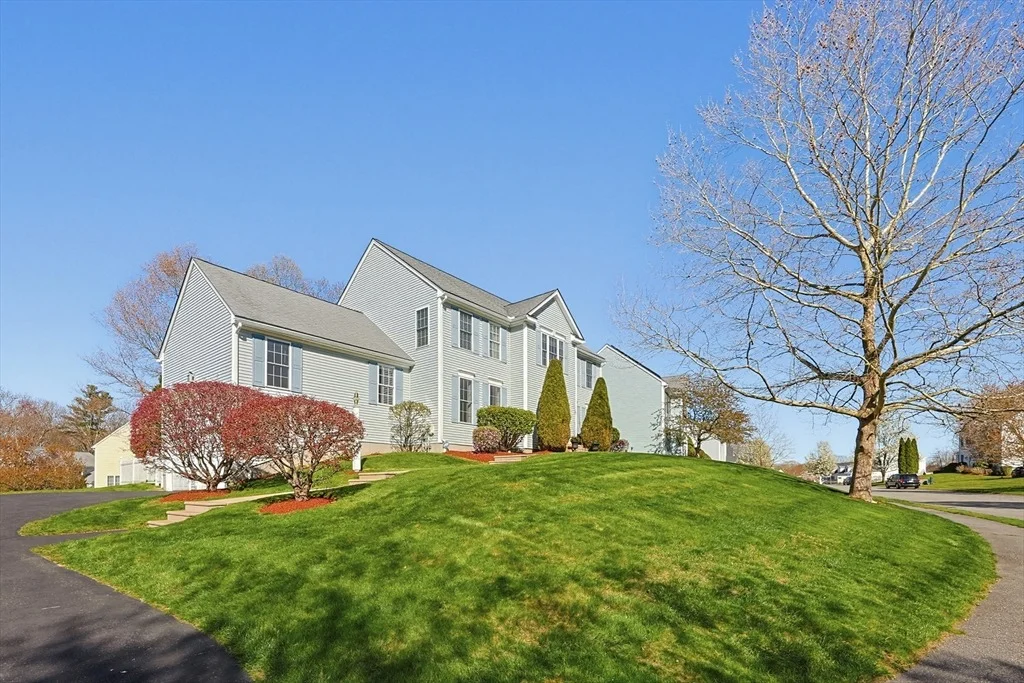Photo of 73 Independence Ln