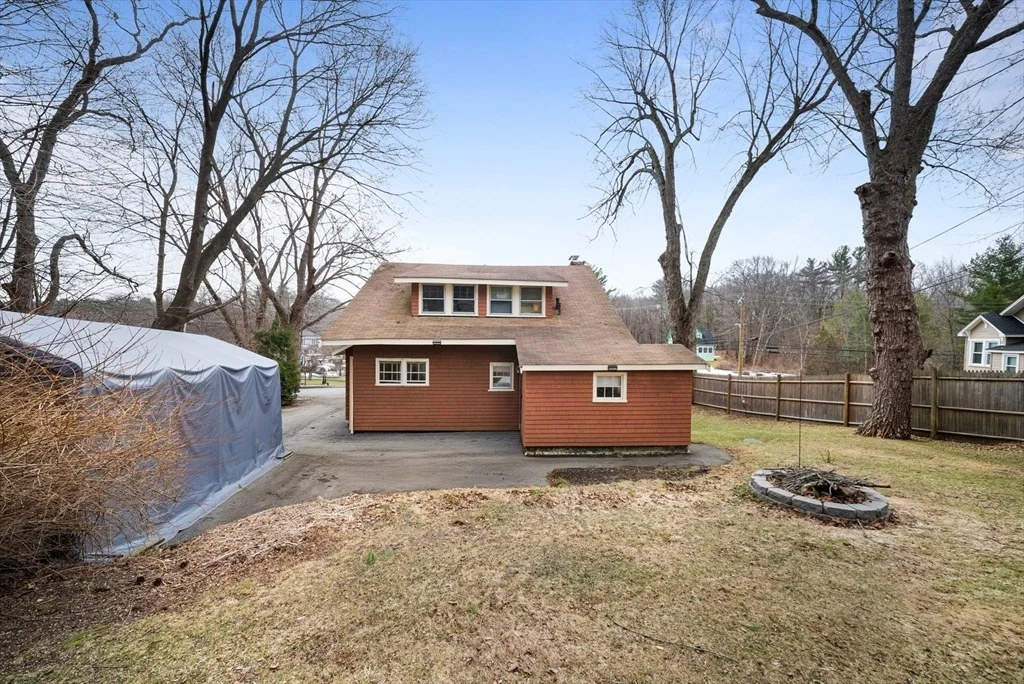Photo of 2 Whittier Rd