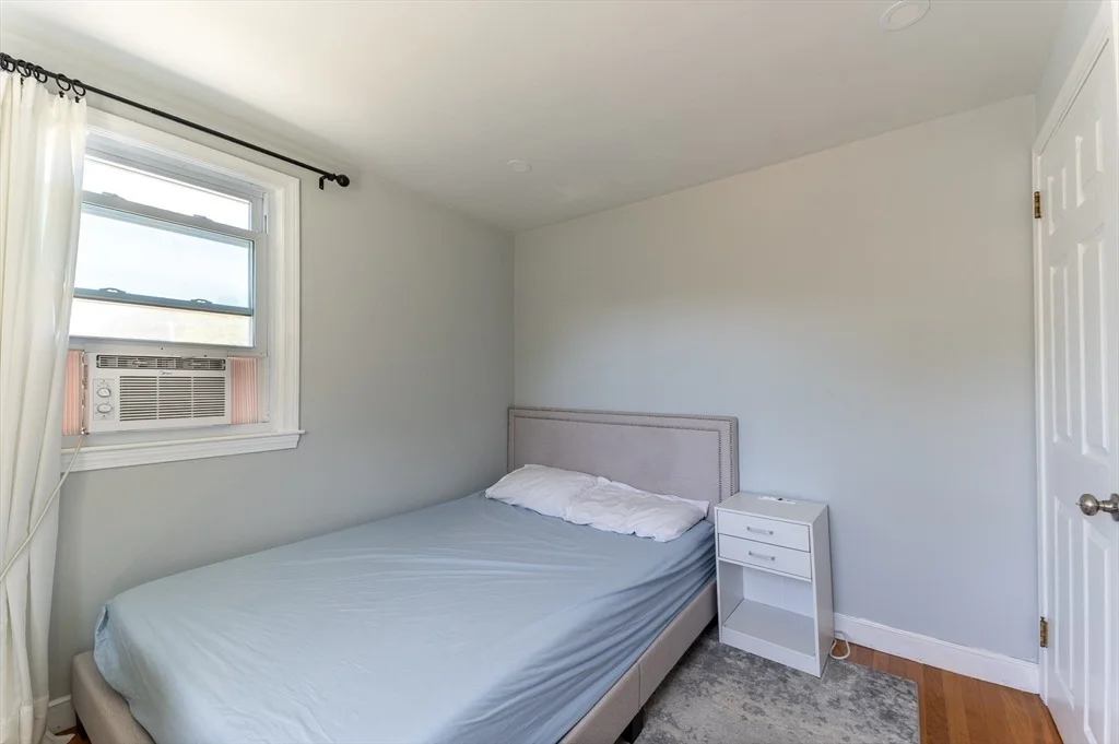 Photo of 37 Maple Ave