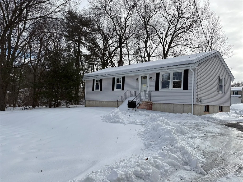 Photo of 124 Brigham Avenue