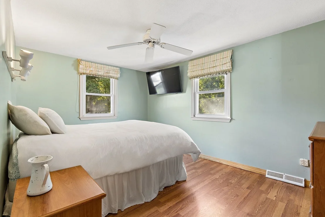 Photo of 21 Puddingstone Ln