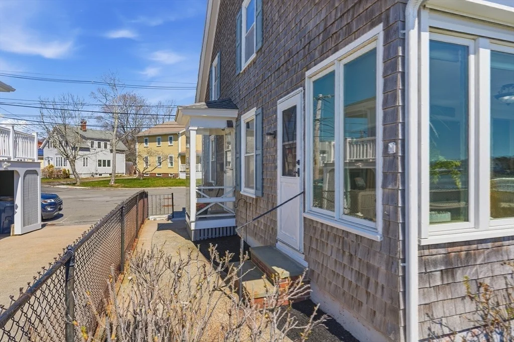 Photo of 85 Willow Rd