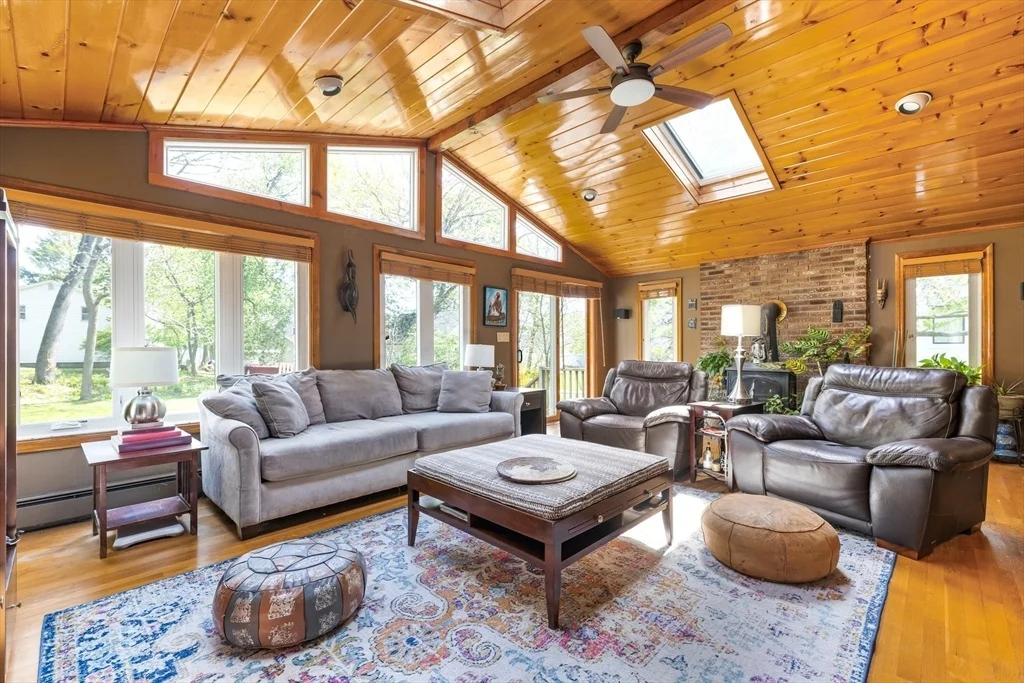 Photo of 32 Smith Ave