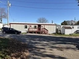 Photo of Unit 17 at 557 Southwest Cutoff