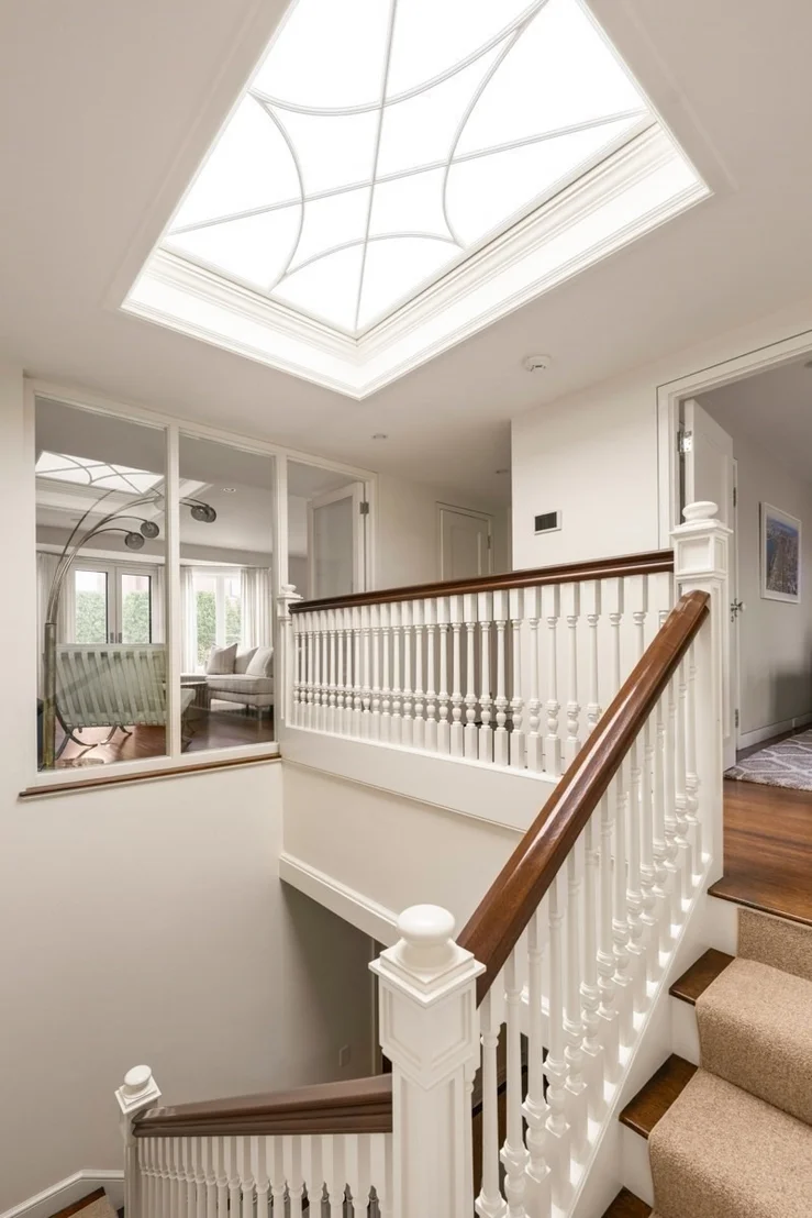 Photo of 128 Commonwealth Avenue