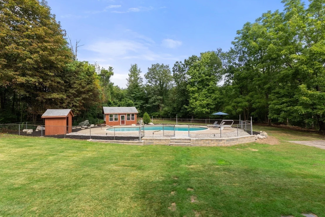 Photo of 444 Clapboardtree Street