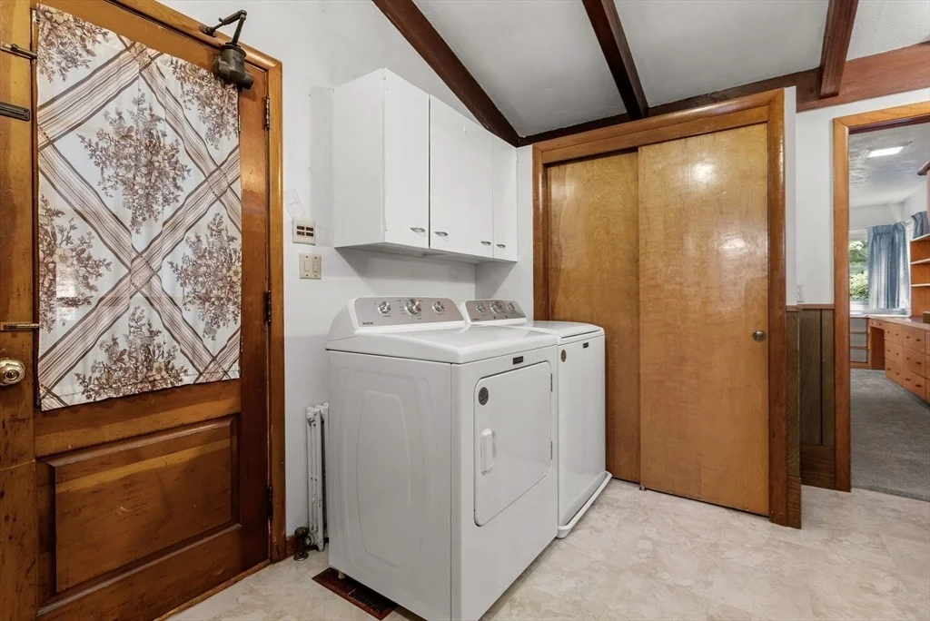 Photo of 11 Highland Cir
