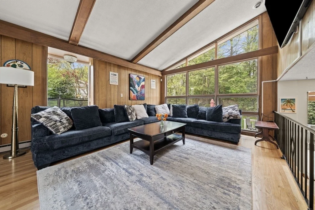 Photo of 1 Hemlock Dr