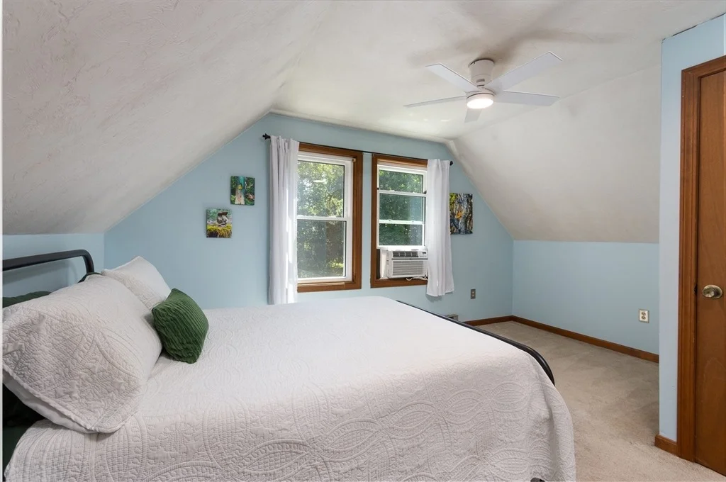 Photo of 246 Torrey Rd