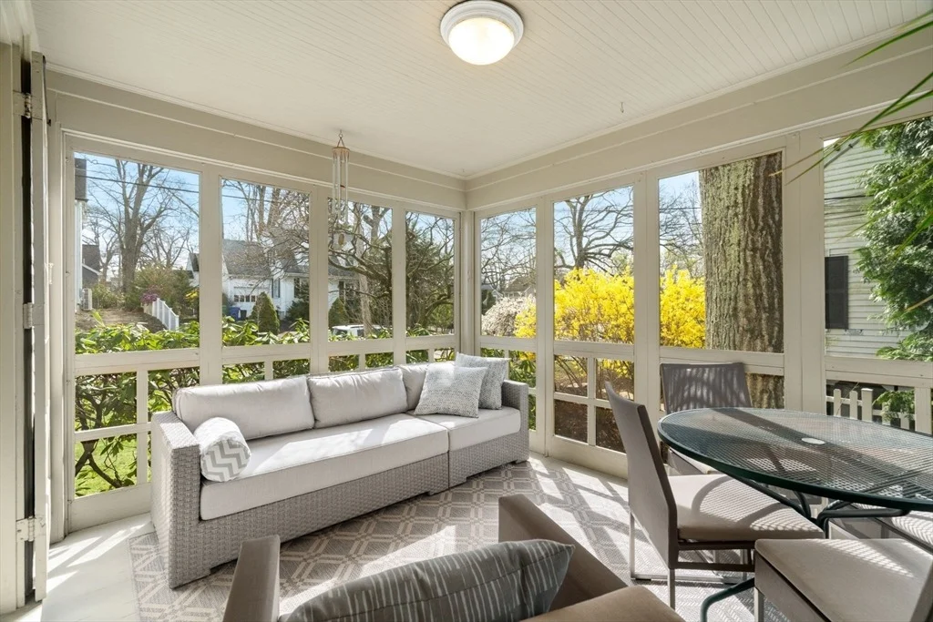 Photo of 39 Hickory Cliff Rd