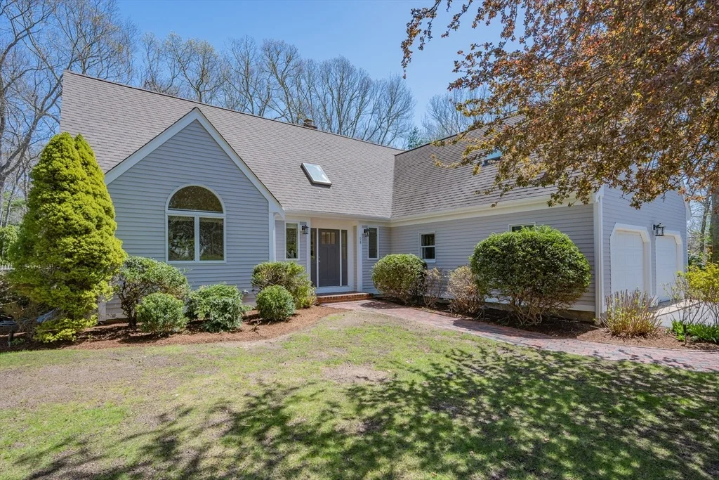 Photo of 98 Whistleberry Drive