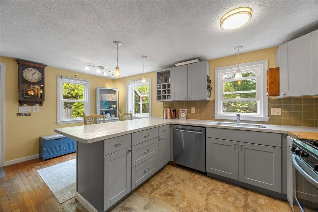 Photo of 105 Taramac Rd