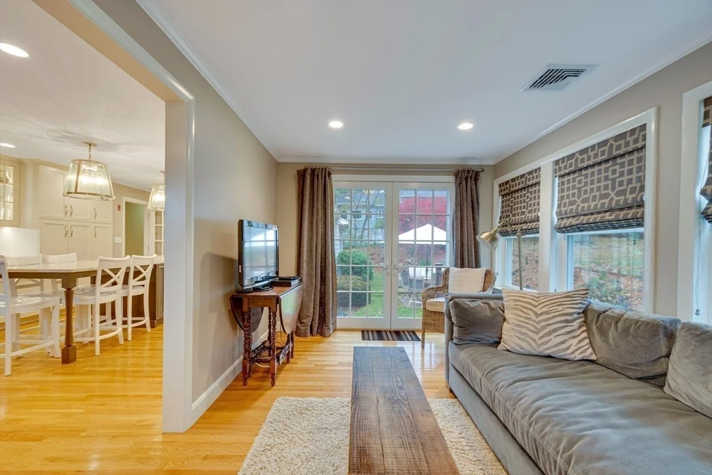 Photo of 29 Pilgrim Dr