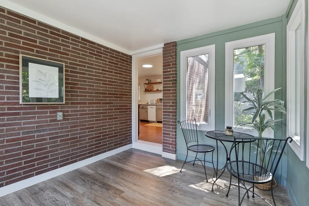 Photo of 45 Pine Tree Dr