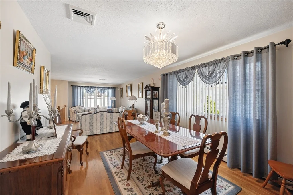 Photo of 1200 Bay St