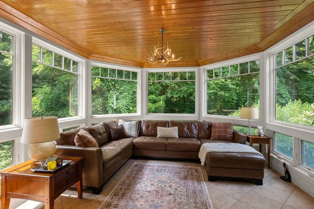 Photo of 32 Intervale Rd