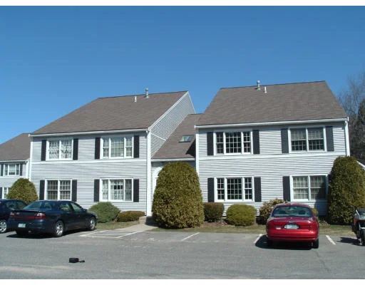 Photo of Unit I7 at 50 Brookside Drive