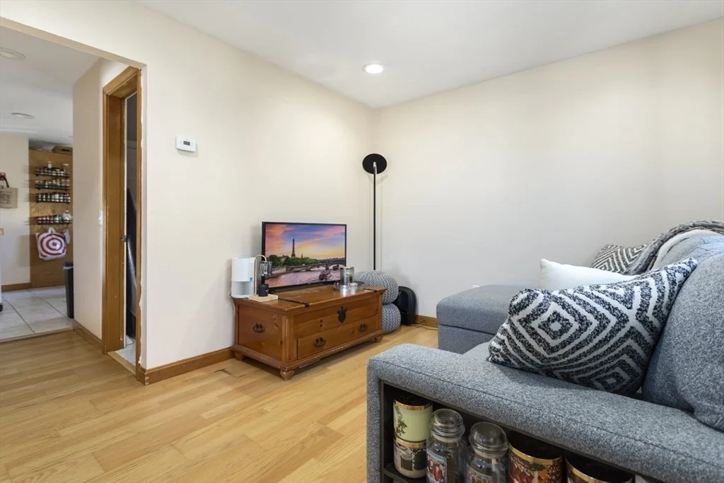 Photo of 7 Oakhurst Terrace