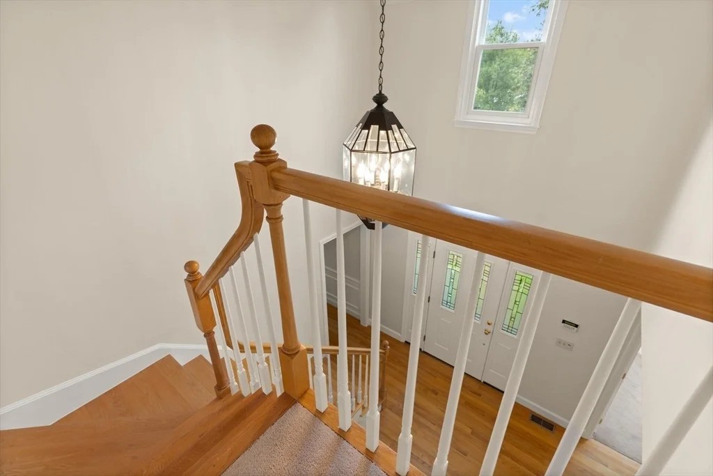 Photo of 323 Robert Rd