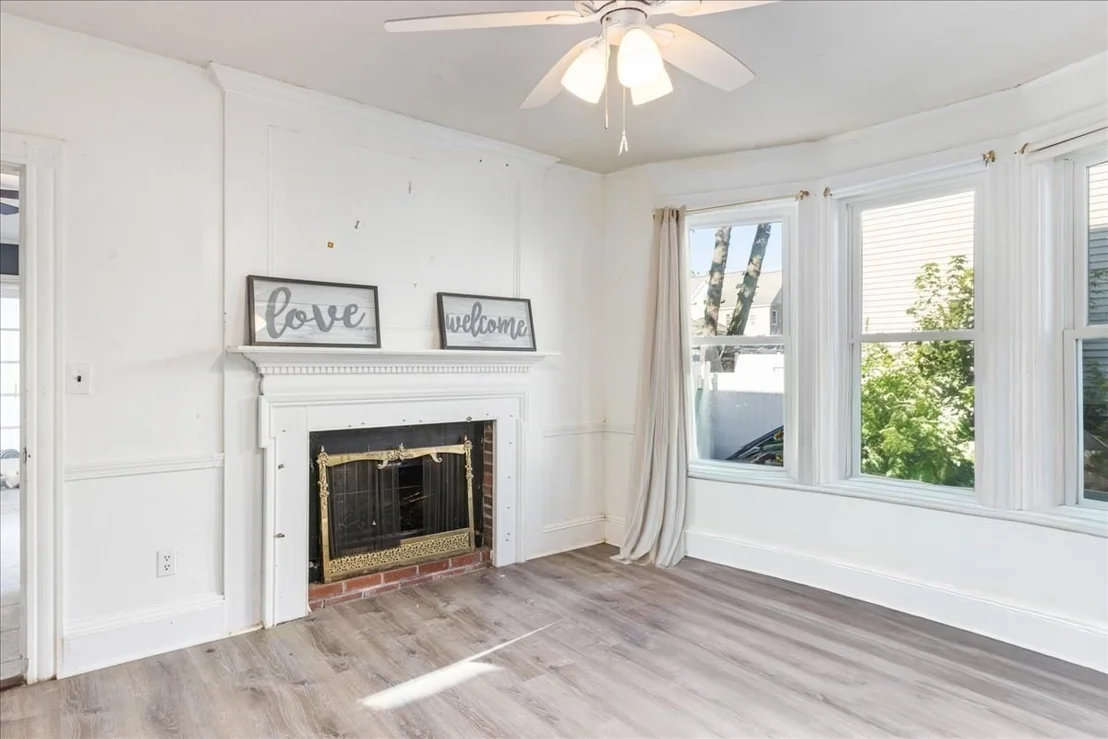 Photo of 33 Ninth Ave