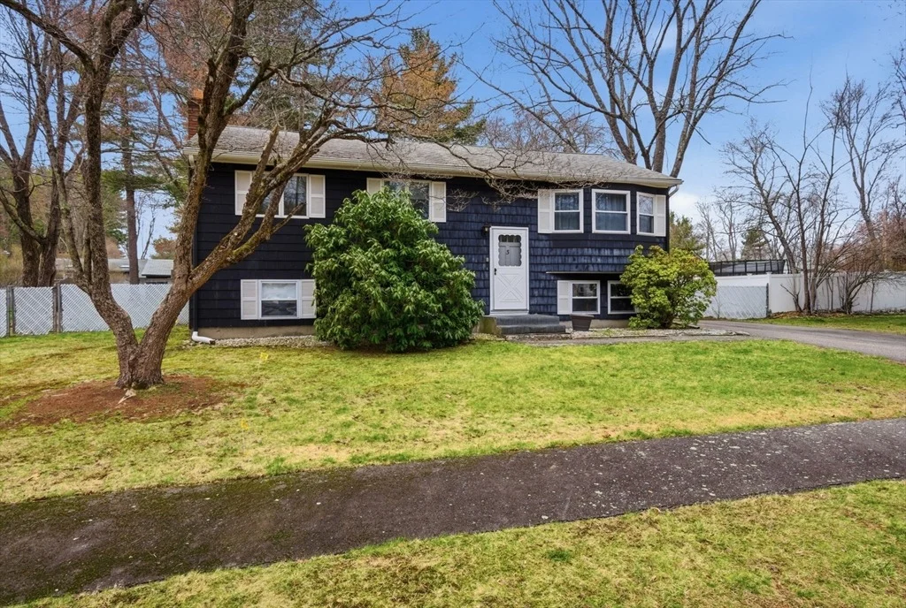 Photo of 3 Hills Rd