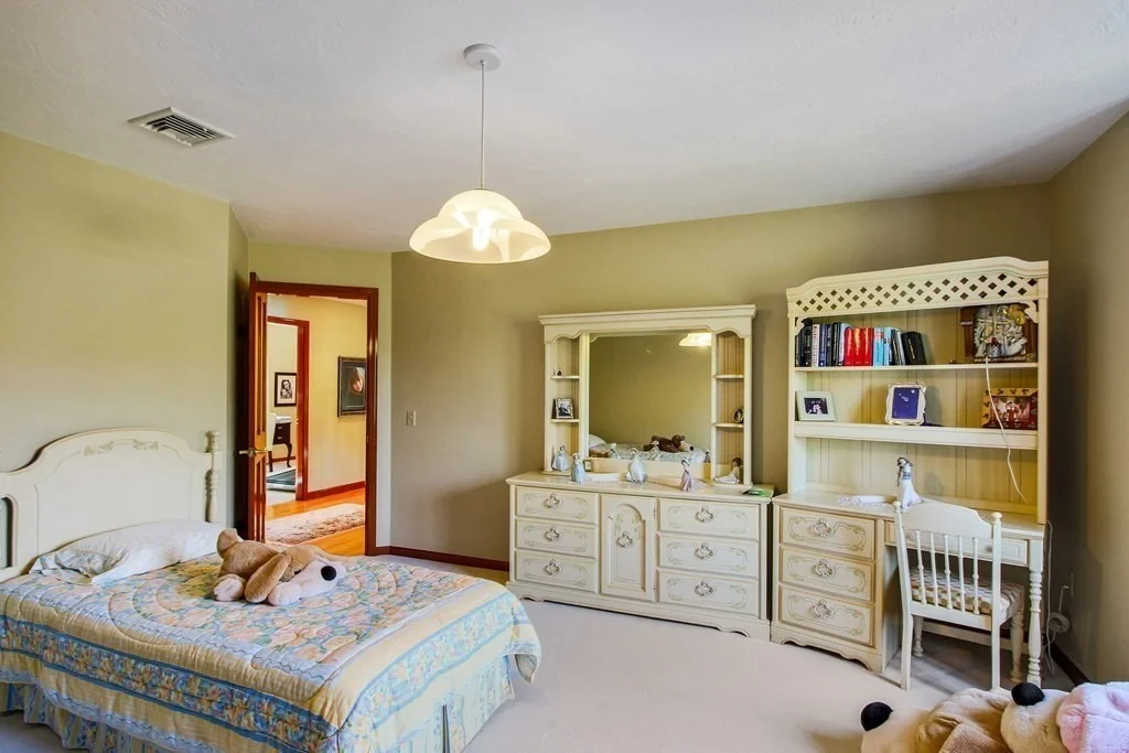 Photo of 15 Greenview Lane
