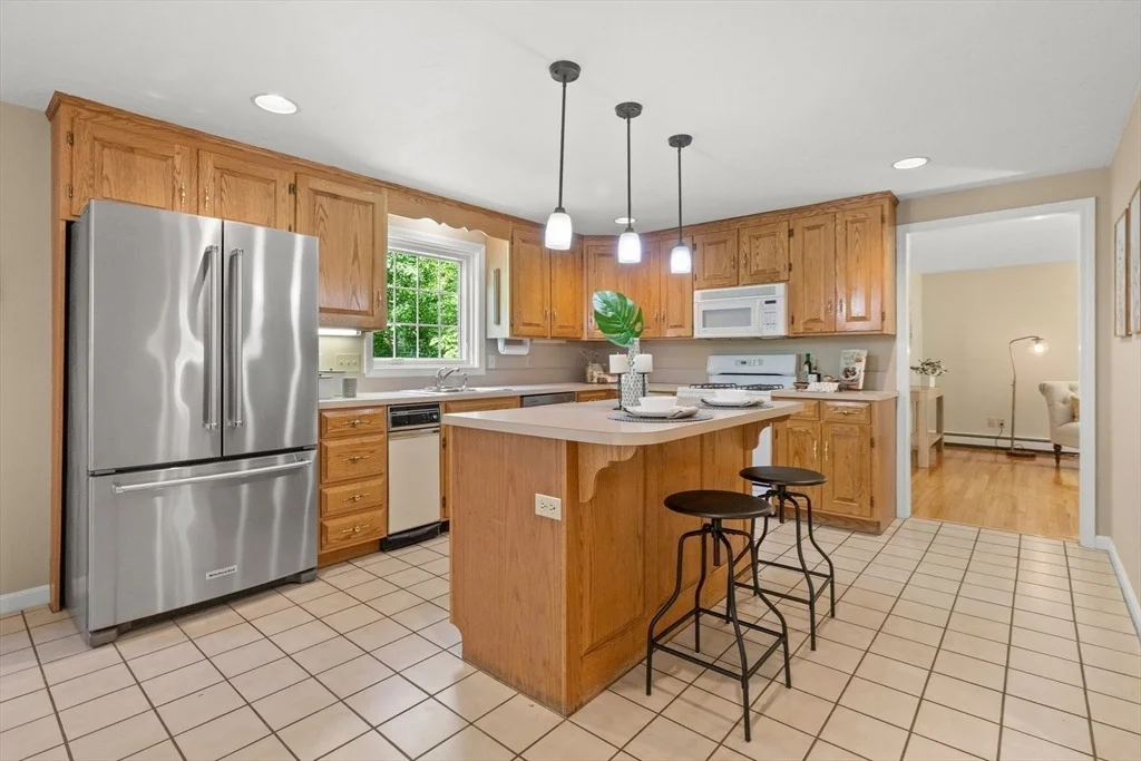 Photo of 8 Caitlin Ln