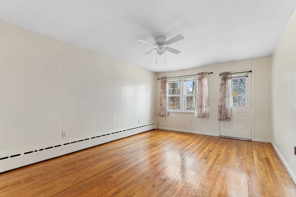 Photo of 21 Trinity Ave