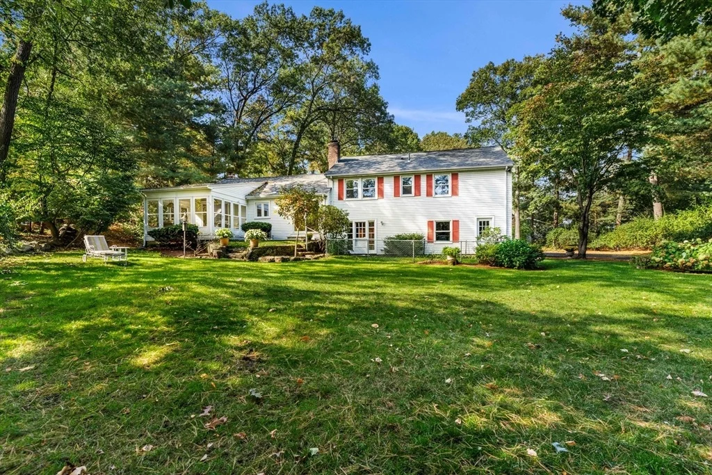 Photo of 19 Smithshire Estates