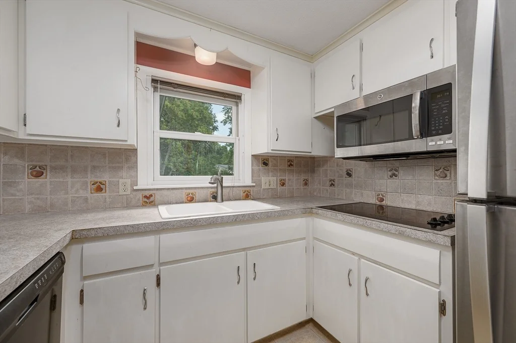 Photo of 124 Pondview Dr
