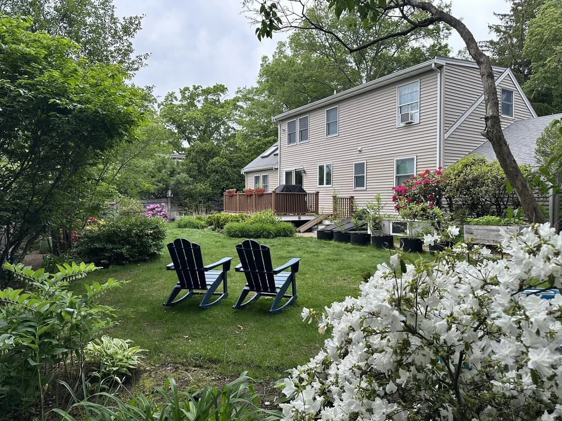 Photo of 30 Colonial Avenue