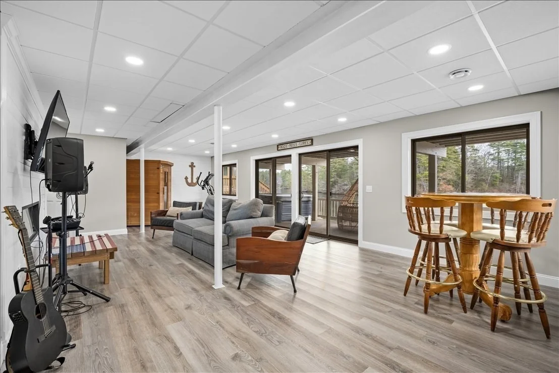 Photo of 105 Sandy Beach Rd